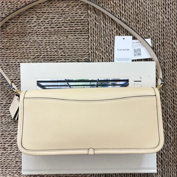 Coach Dinky Shoulder Bag in Moonlight - Picture 10 of 13